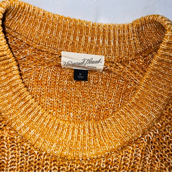 Universal Thread Target Crewneck Sweater Raglan Sleeve Mustard Yellow Women’s XL - Picture 8 of 8